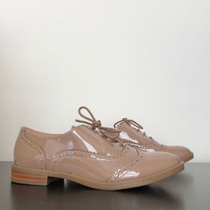 FRANCO SARTO ‘Imagine’ Nude Oxfords. Size 6.5.